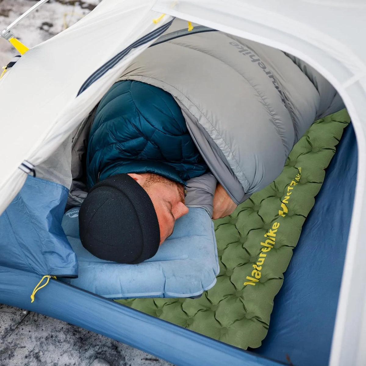 Free Shipping Naturehike Insulated Inflatable Camping Sleeping Pad